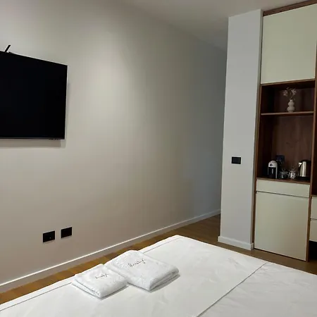 Army Apartment Durres
